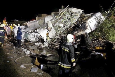 Máy bay Đài Loan rơi có phải do bão?